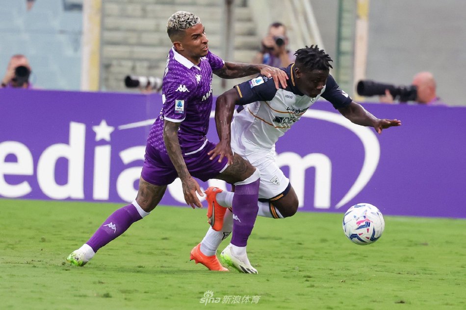 奥斯梅恩作 奥斯梅恩作