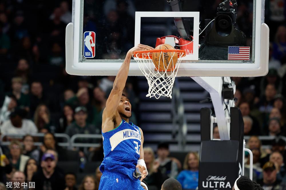 一个充满悬 一个充满悬